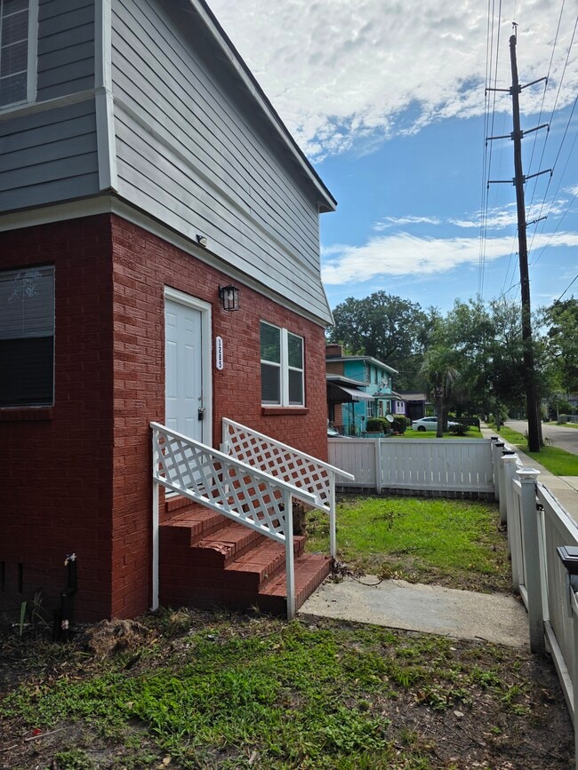 property at 1285 W 26th St