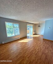 3919 Clear Acre Ln in Reno, NV - Building Photo