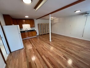 1077 12th Street, Unit inlaw in Oakland, CA - Foto de edificio - Building Photo