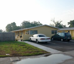 80-90 NW 32nd Ave in Fort Lauderdale, FL - Building Photo