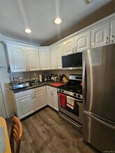 16 Ark Pl in Huntington Station, NY - Building Photo - Building Photo