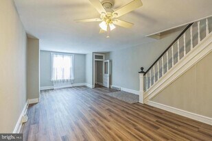 1528 S 29th St in Philadelphia, PA - Building Photo