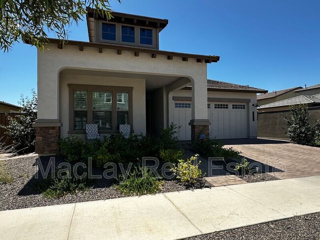 property at 1979 W Lariat Ln