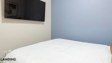 2720 S Federal Blvd, Unit 3-12 in Denver, CO - Building Photo - Building Photo