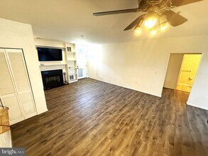 1160 Wickford Ct-Unit -10F in Crofton, MD - Building Photo - Building Photo