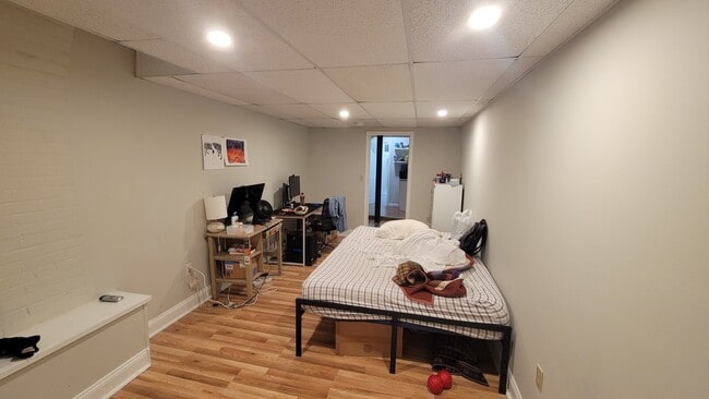 165 Winthrop Rd, Unit 3