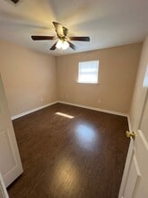 3807 Common St in Lake Charles, LA - Building Photo - Building Photo