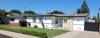 335 S California St in Orange, CA - Building Photo