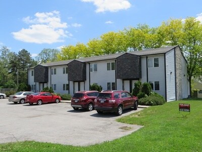 827 Elmer Ave in Fort Wayne, IN - Foto de edificio