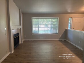 13419 107th Avenue Ct E in South Hill, WA - Building Photo - Building Photo