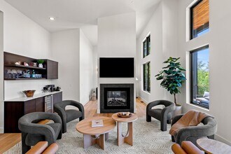 162 Pond Rd in Campton, NH - Building Photo - Building Photo