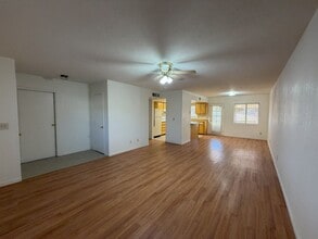 986 Canyon Hills Rd in Kingman, AZ - Building Photo - Building Photo