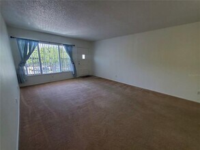 2427 Rhodesian Dr in Clearwater, FL - Building Photo - Building Photo