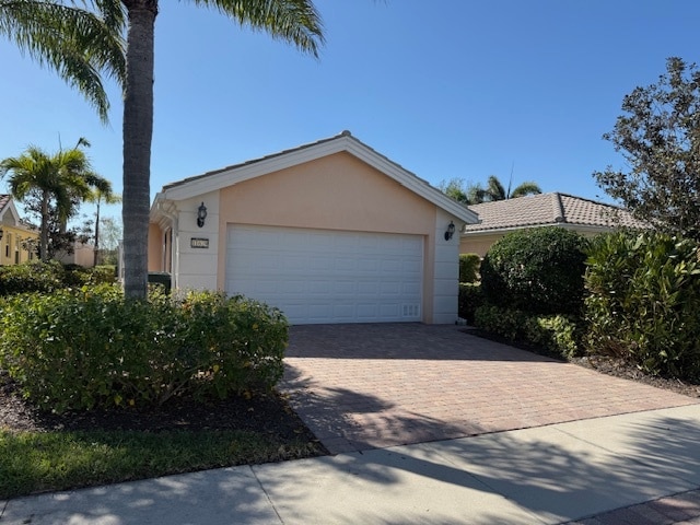 11629 Garessio Ln in Sarasota, FL - Building Photo - Building Photo