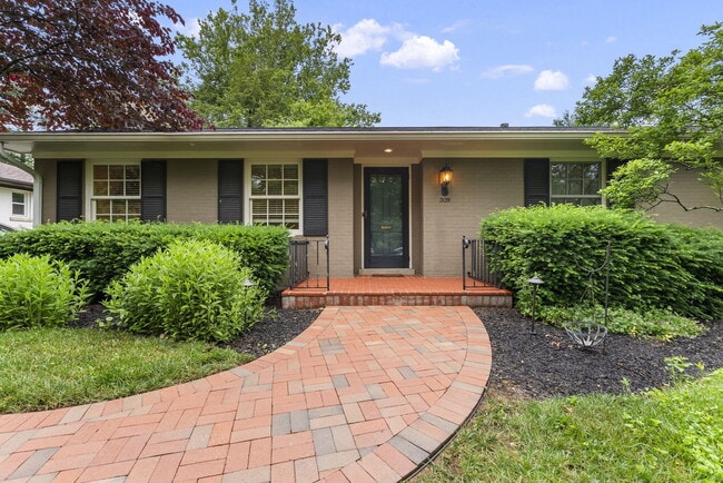 309 Greenbriar Rd in Lexington, KY - Building Photo - Building Photo