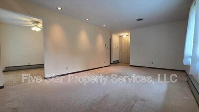 4103 Pickfair Rd in Springfield, IL - Building Photo - Building Photo