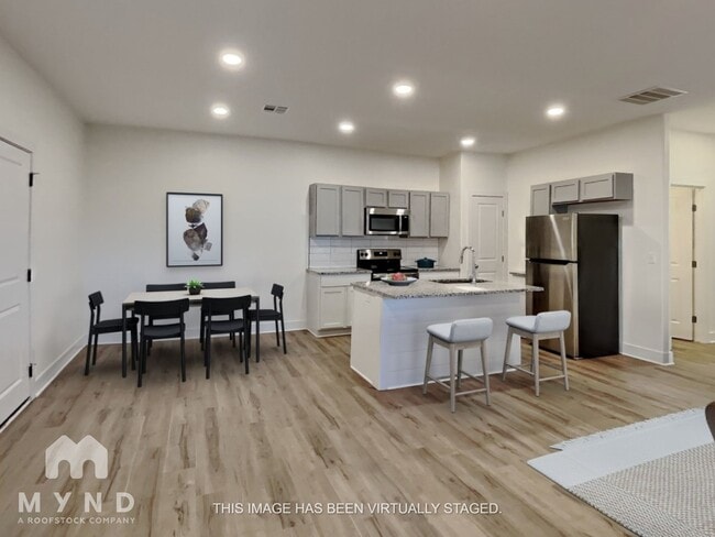 5812 E Bristol Cir in Bel Aire, KS - Building Photo - Building Photo