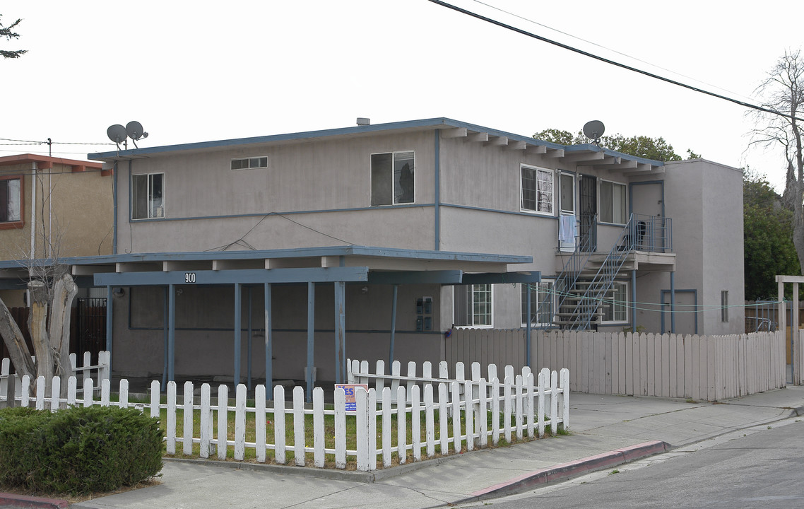 900 Trenton Blvd in San Pablo, CA - Foto de edificio