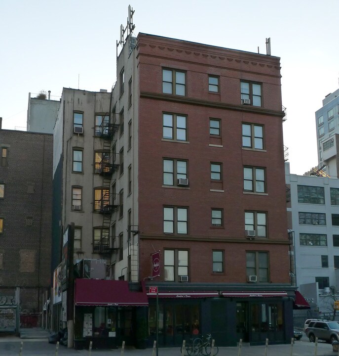 558 Broome St in New York, NY - Foto de edificio