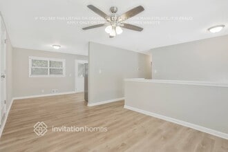 544 Oakside Dr SW in Atlanta, GA - Building Photo - Building Photo