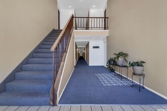 42 Lester Ave in Murray, UT - Foto de edificio - Building Photo