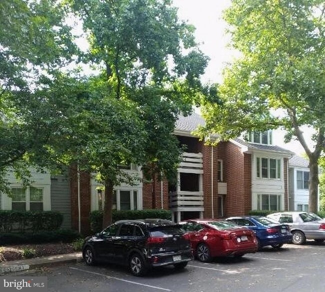 property at 3152 Covewood Ct
