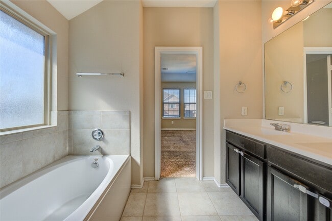 property at 3634 Goldleaf Trail Dr