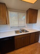 1083 Chadwick Cir in Bay Point, CA - Building Photo - Building Photo