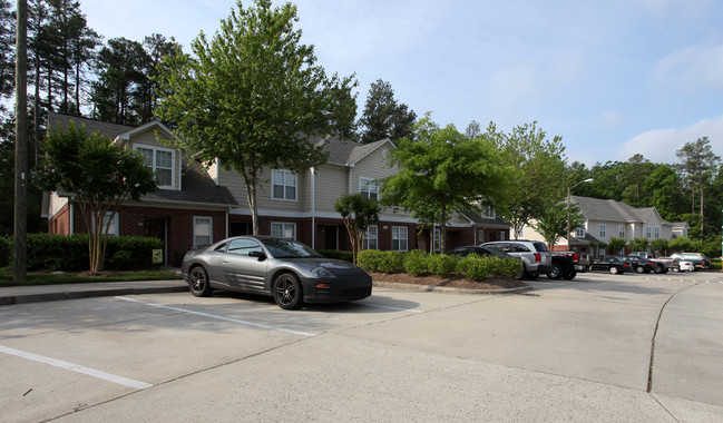 Highgate Townhomes in Durham, NC - Building Photo - Building Photo