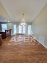 7508 Holly Crest Ln in Knoxville, TN - Building Photo - Building Photo