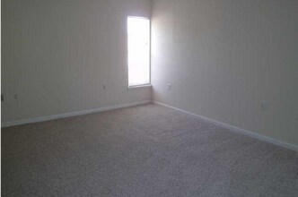 402 Marshall Ct in Fort Walton Beach, FL - Foto de edificio - Building Photo