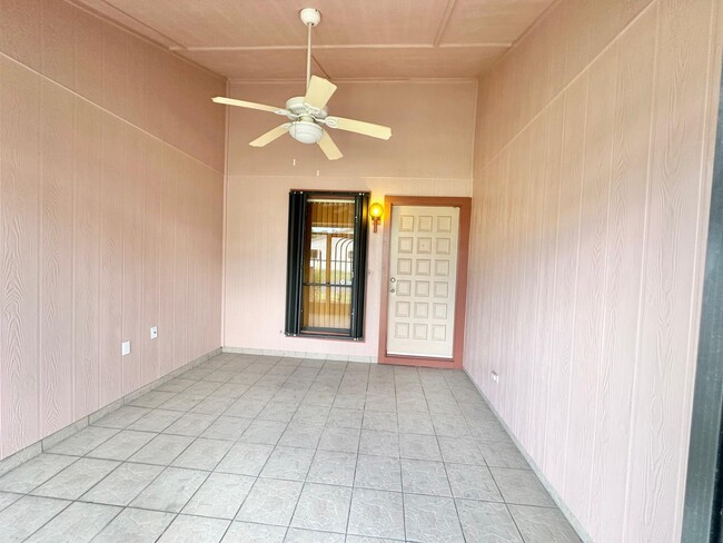 118 Mayfair Ln in Boynton Beach, FL - Building Photo - Building Photo