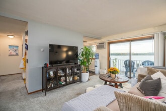 Langdon Lake Apartments in Mound, MN - Building Photo - Interior Photo