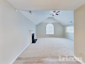 6053 Crooked Creek Dr., Unit 103 in Rex, GA - Building Photo - Building Photo