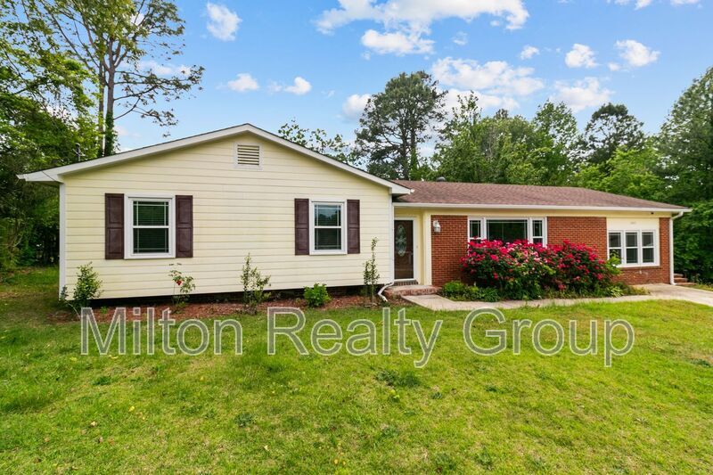 6203 Vigilante Ct in Fayetteville, NC - Building Photo