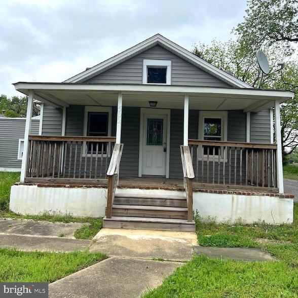 property at 504 New Freedom Rd