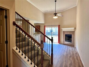 1752 N Chestnut Ave in Fayetteville, AR - Building Photo - Building Photo