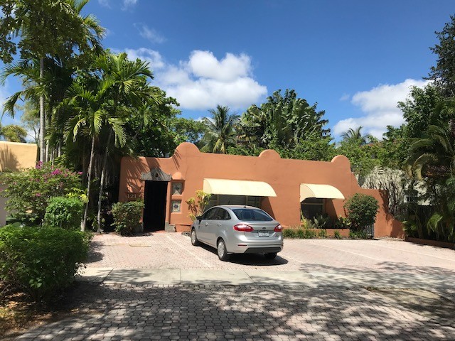 121 NE 17th Ave in Fort Lauderdale, FL - Building Photo