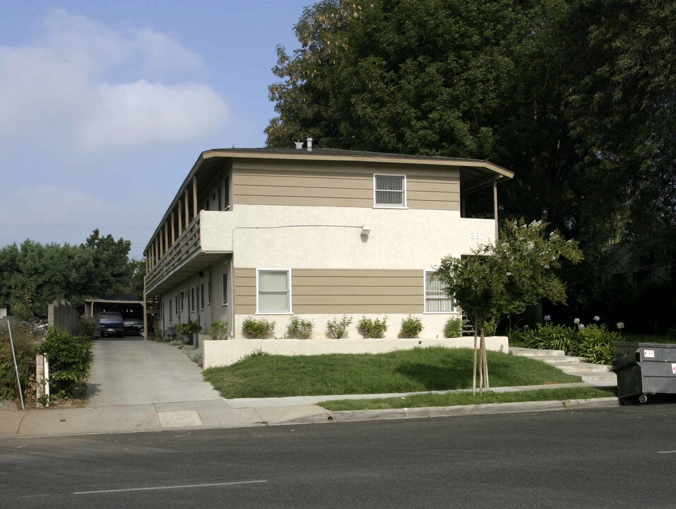 Sierra Madre Apartments in Pasadena, CA - Building Photo