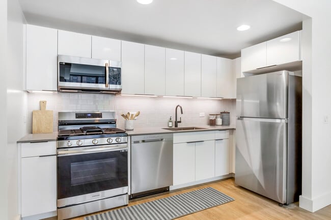 Avalon Morningside Park in New York, NY - Building Photo - Building Photo