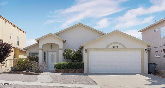 7318 Camino Del Sol Dr in El Paso, TX - Building Photo - Building Photo