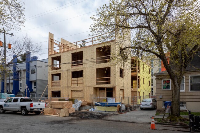 506 10th Ave E in Seattle, WA - Building Photo - Building Photo