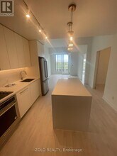 181-181 Sheppard Ave E in Toronto, ON - Building Photo - Building Photo