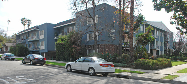 700 Orange Grove Ave in South Pasadena, CA - Building Photo - Building Photo