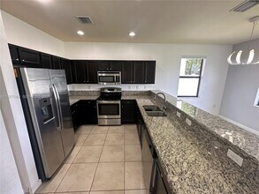 3473 W 86th Terrace in Hialeah, FL - Building Photo - Building Photo