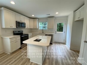 213 Rosemont Ave in Kannapolis, NC - Building Photo - Building Photo