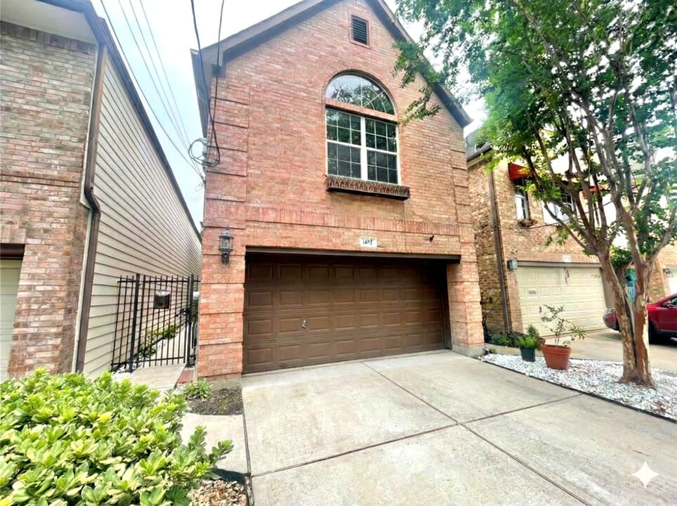 1622 Cohn St in Houston, TX - Building Photo