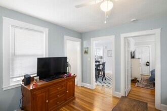 43 Avalon Ave in Quincy, MA - Building Photo - Building Photo