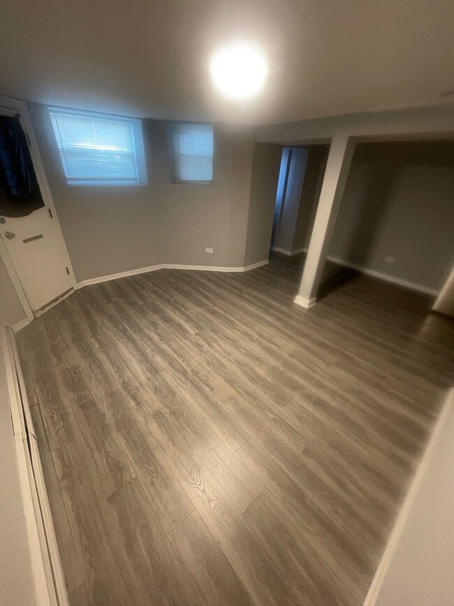 4929 S Vincennes Ave, Unit G in Chicago, IL - Building Photo - Building Photo