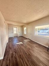 508 Grand Ave in Loves Park, IL - Building Photo - Building Photo